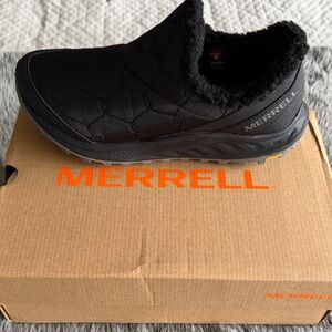 Merrell Women’s Black Quilted Fleece-Lined Slip-On